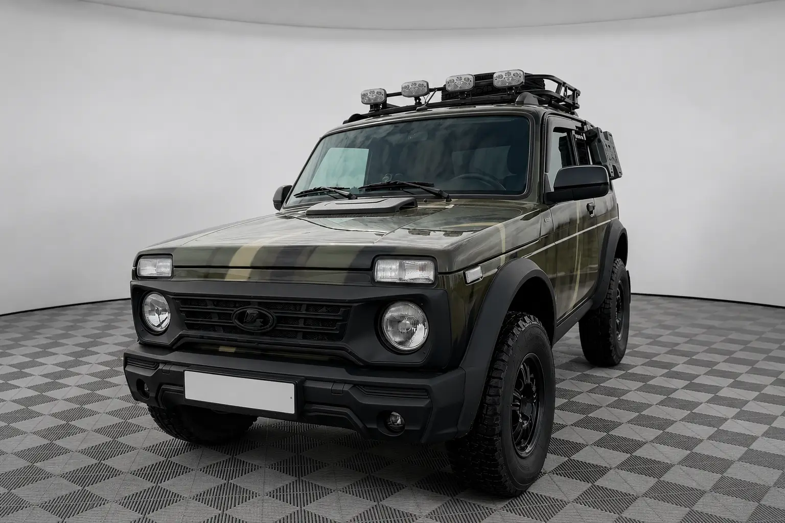 LADA Niva Legend Bronto